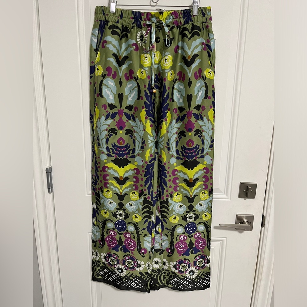 Zara Women’s Floral Print Satin Effect Wide Leg Flowy Pants - Size L